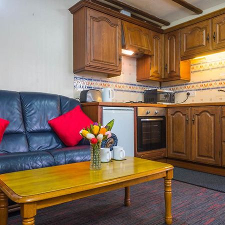 Deanwood Holiday Cottages Yorkley Esterno foto