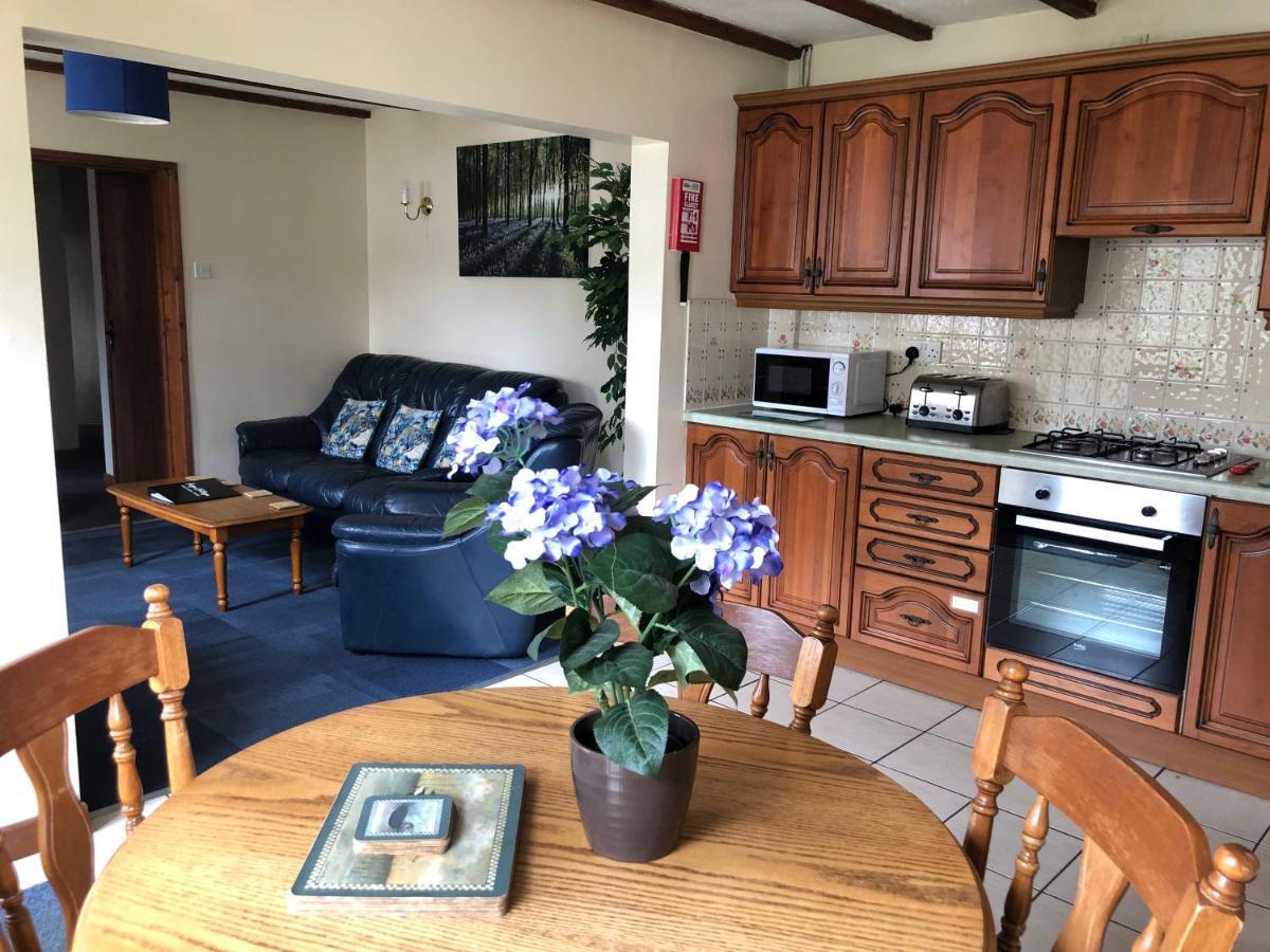 Deanwood Holiday Cottages Yorkley Esterno foto